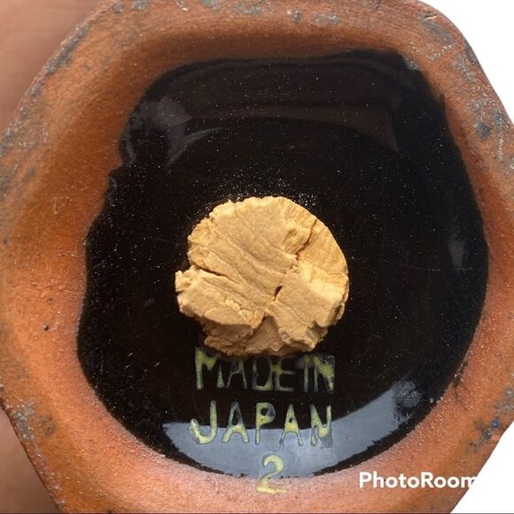 Vintage Japan Black/Silver Salt & Pepper Ceramic Shakers with Cork Stopper - Picture 7 of 7